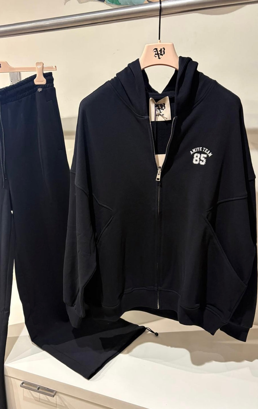 FELPA HOODIE COLLEGE Aniye By
